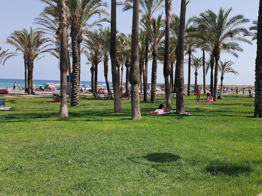 Lux. Frontbeach-Terrace. 5 Pools.Tv. 2 A.C.Netflix 베날마데나코스타 외부 사진