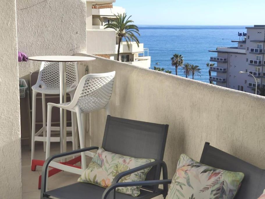 Lux. Frontbeach-Terrace. 5 Pools.Tv. 2 A.C.Netflix 베날마데나코스타 외부 사진